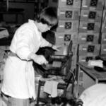 1976_J028